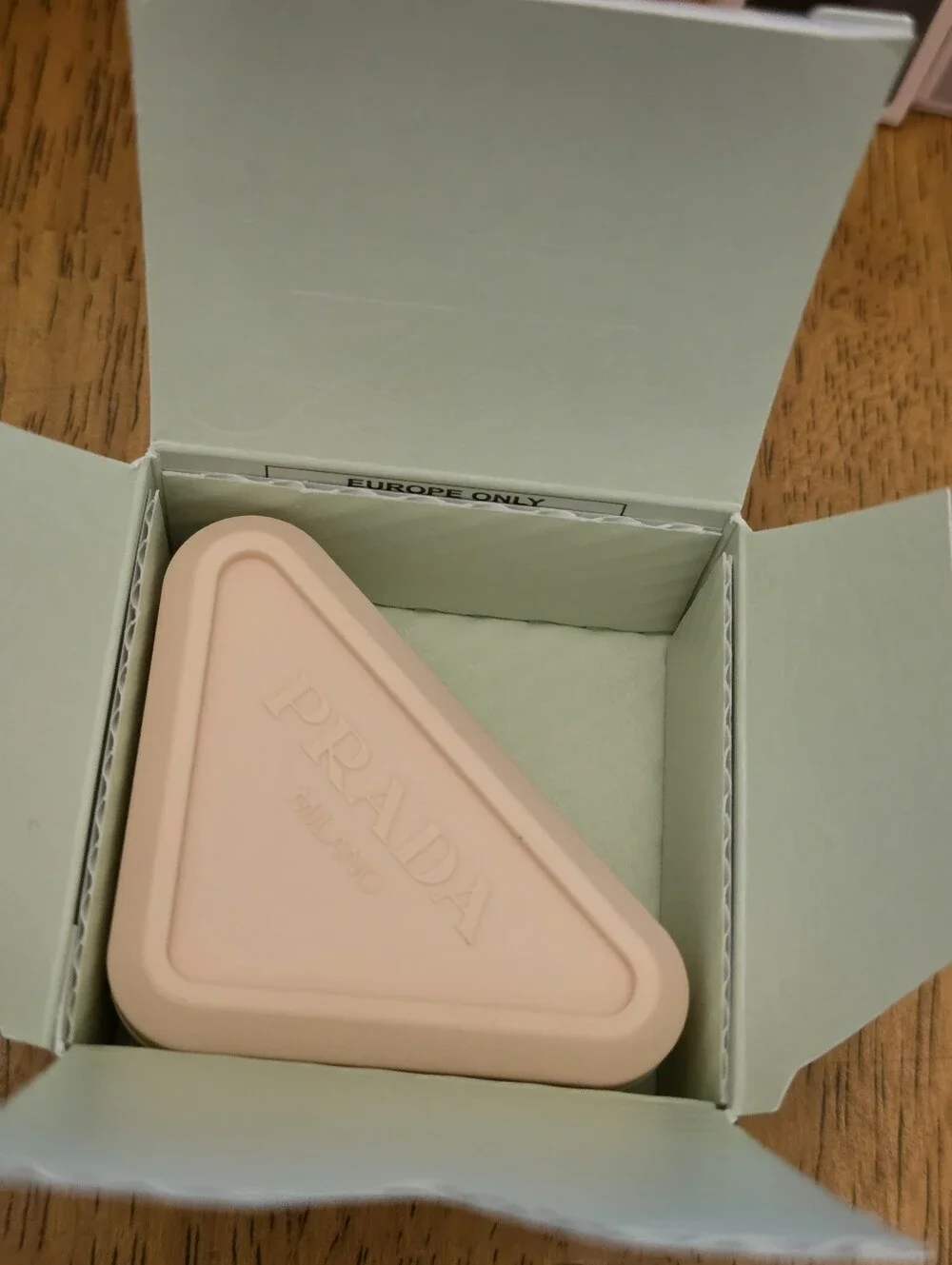 Prada Touch Cream-to-Powder Blush 072 DAHLIA/NUDE PINK. BNIB💥NEW💥